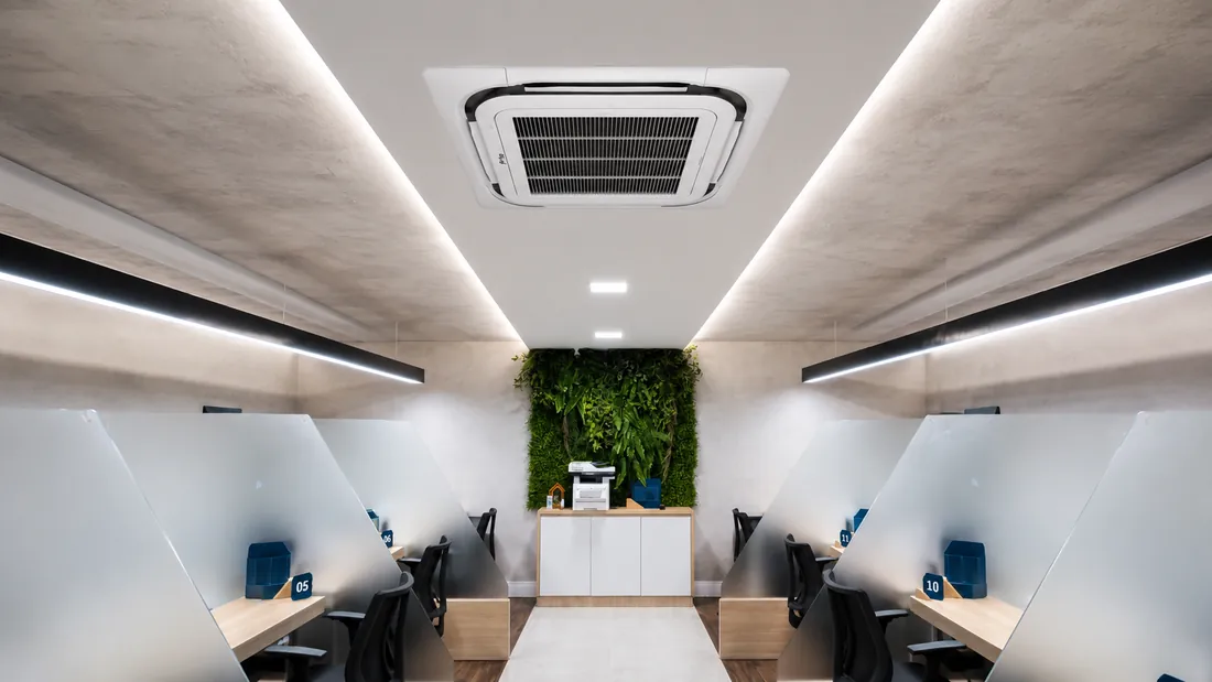 Climatização comercial com ar-condicionado cassete